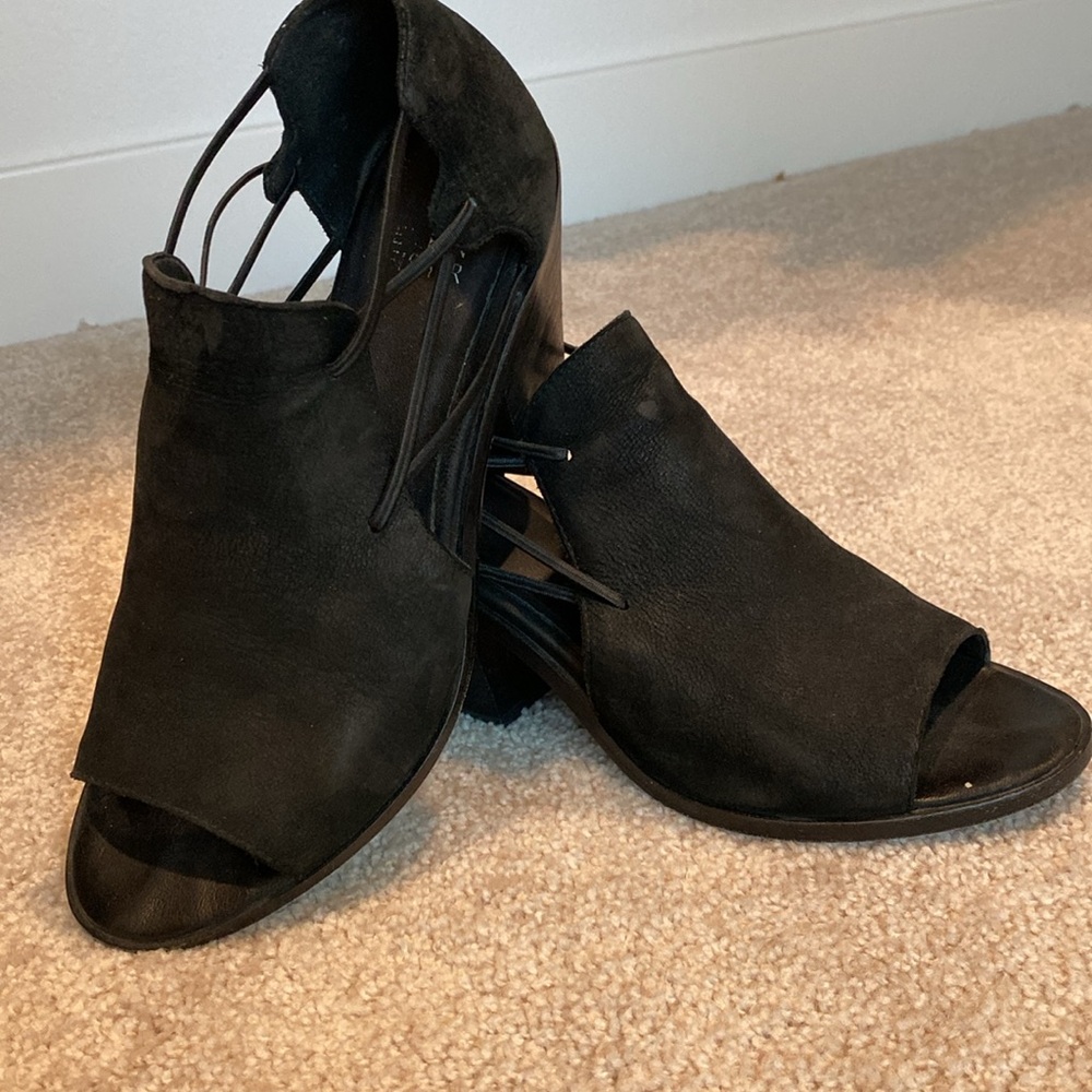 Eileen Fisher Black Open Toe Shoes